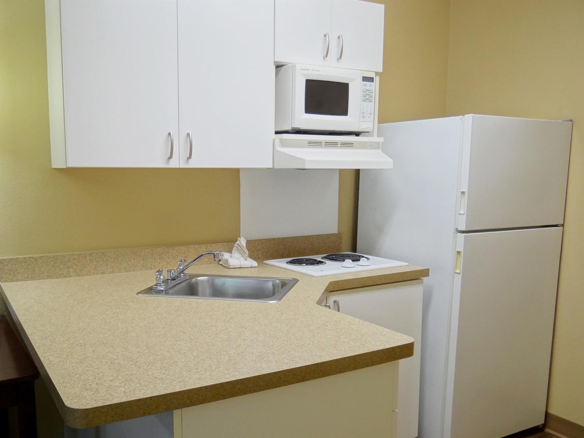 Extended Stay America Select Suites - Columbia - Ft Jackson Экстерьер фото