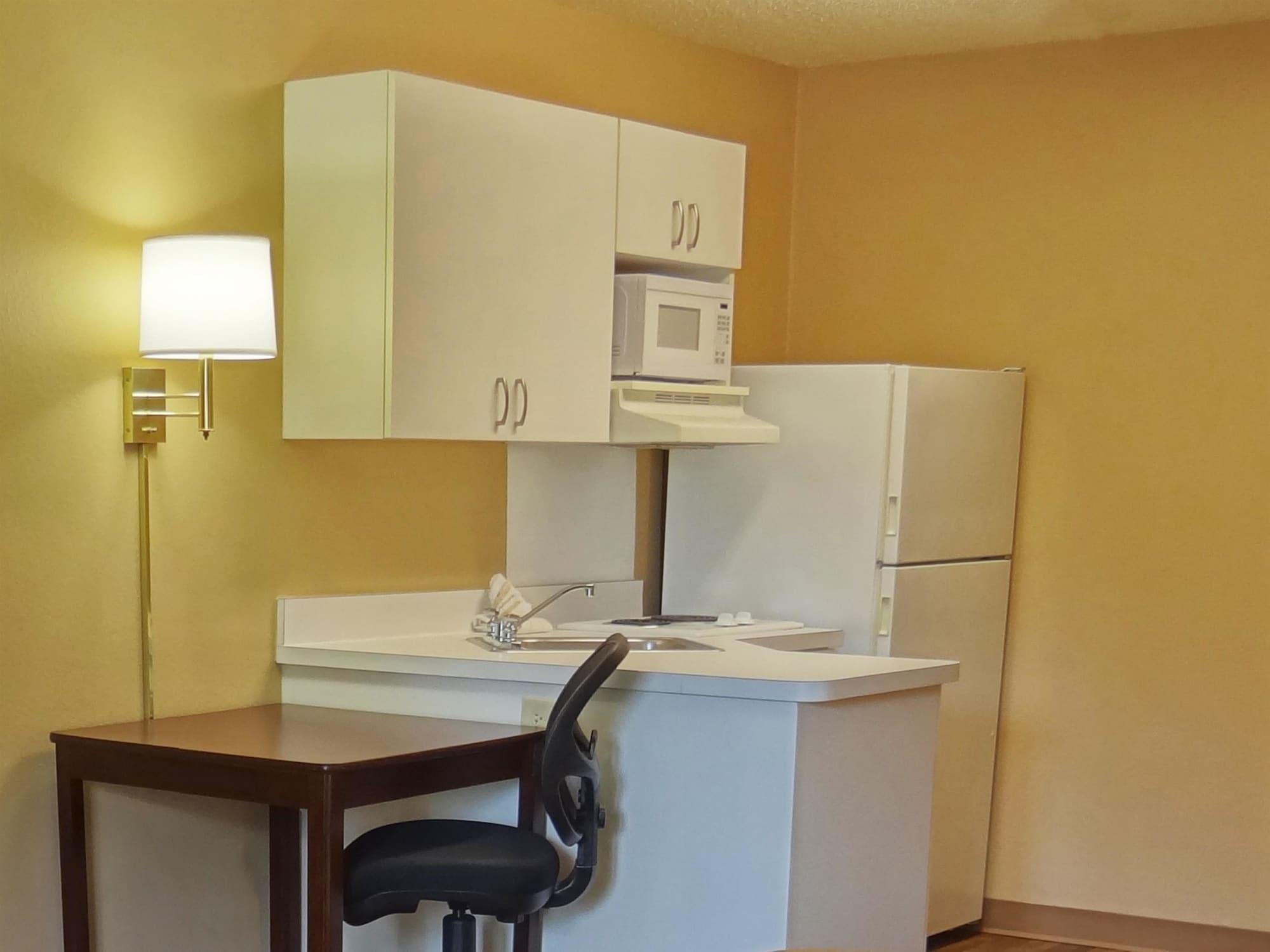 Extended Stay America Select Suites - Columbia - Ft Jackson Экстерьер фото