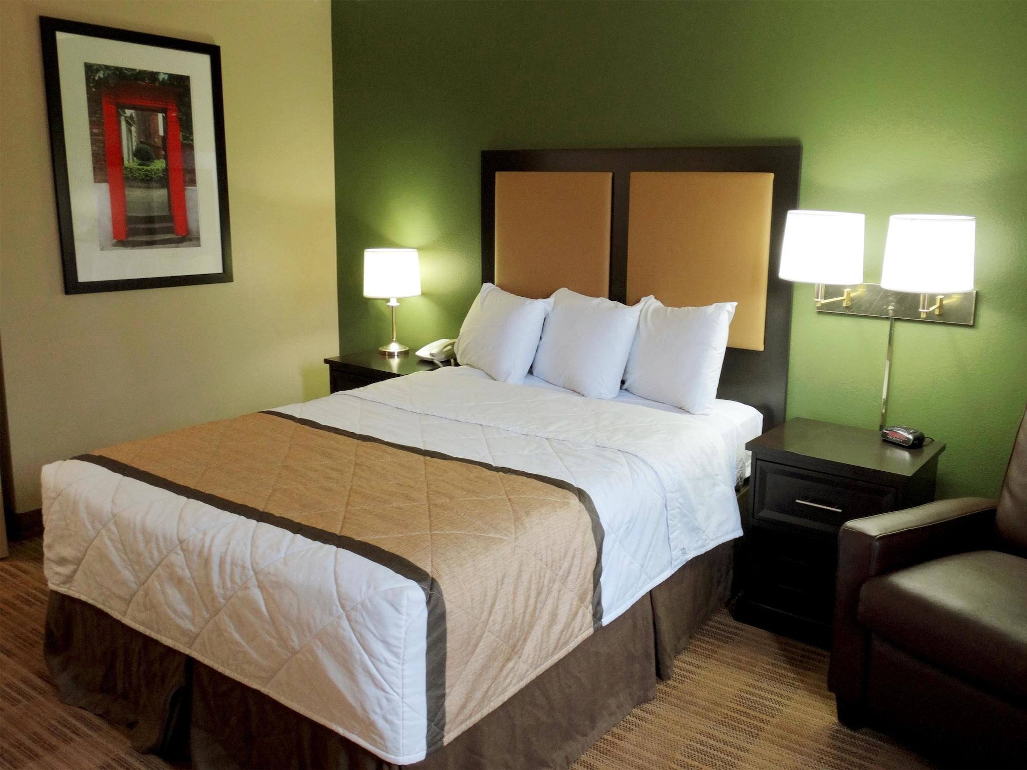 Extended Stay America Select Suites - Columbia - Ft Jackson Экстерьер фото