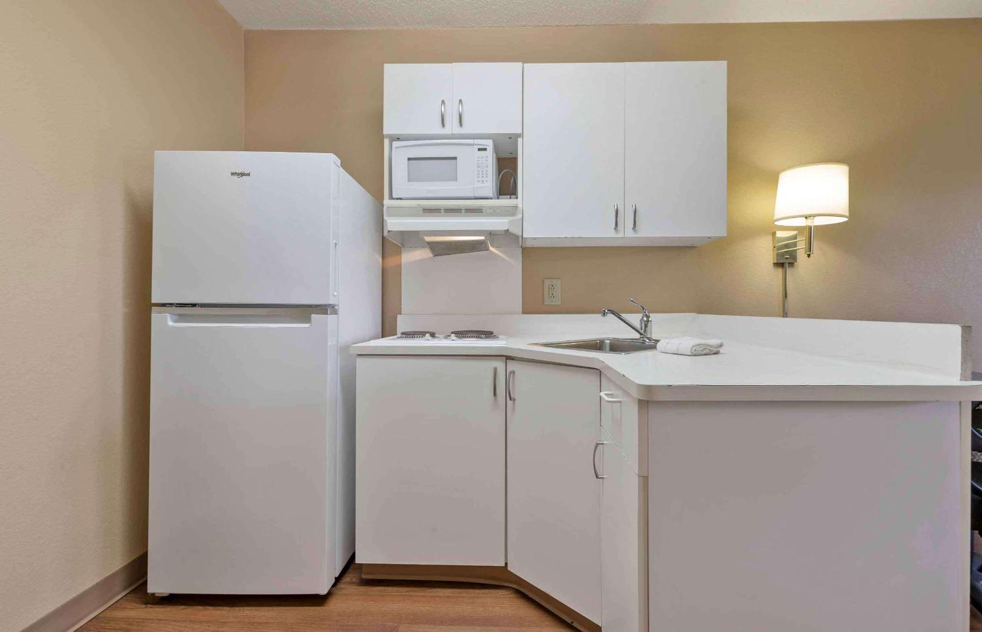 Extended Stay America Select Suites - Columbia - Ft Jackson Экстерьер фото