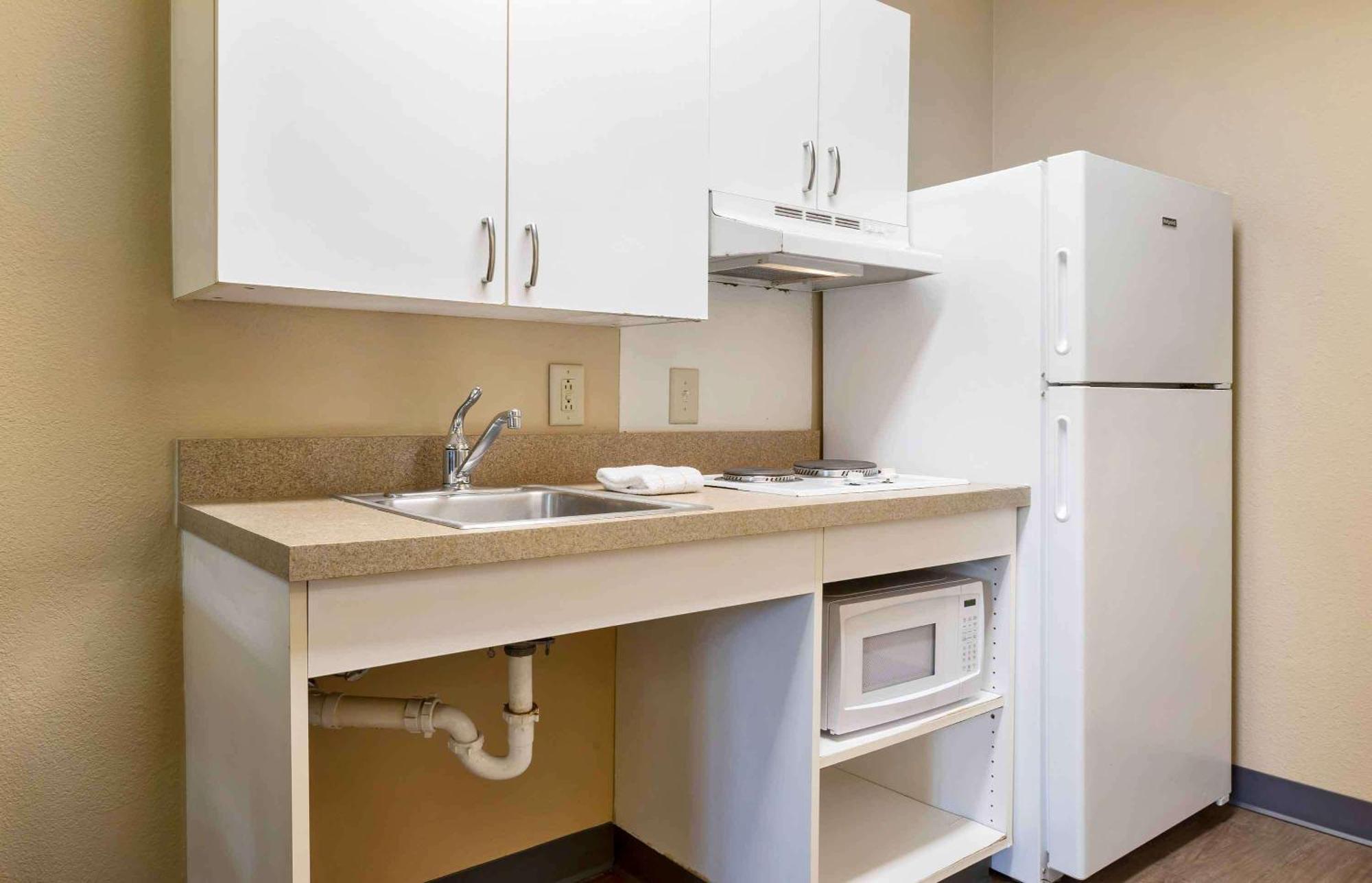 Extended Stay America Select Suites - Columbia - Ft Jackson Экстерьер фото