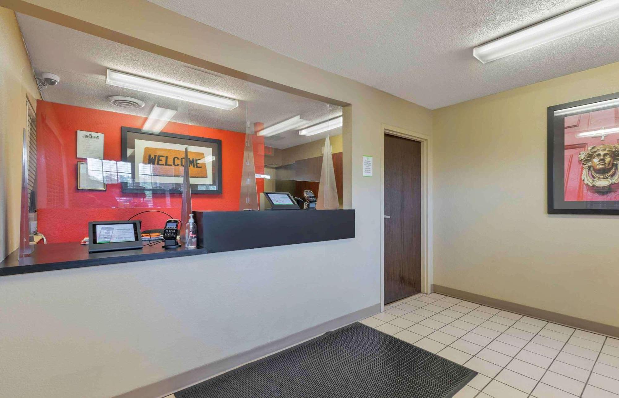 Extended Stay America Select Suites - Columbia - Ft Jackson Экстерьер фото