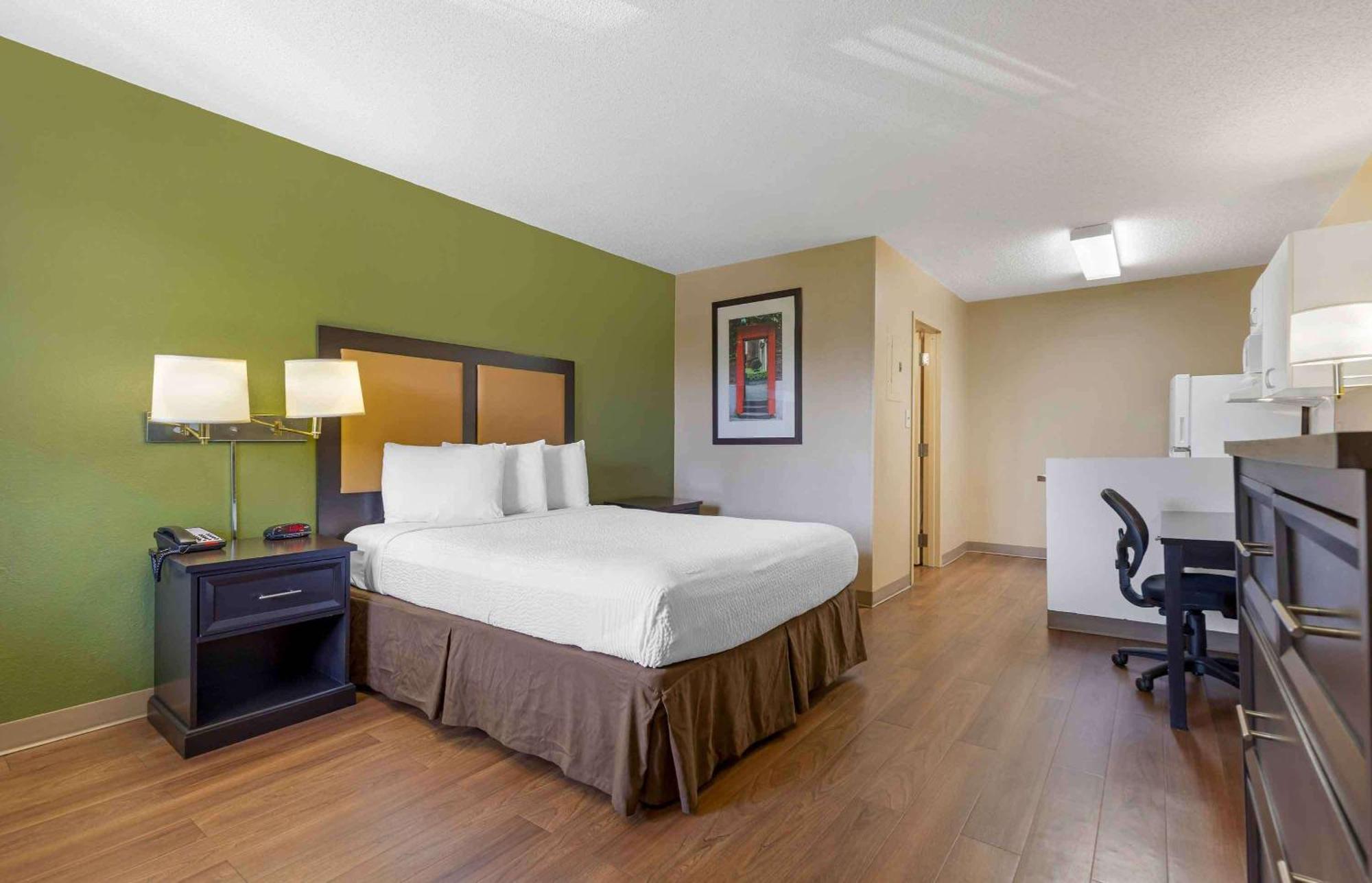 Extended Stay America Select Suites - Columbia - Ft Jackson Экстерьер фото