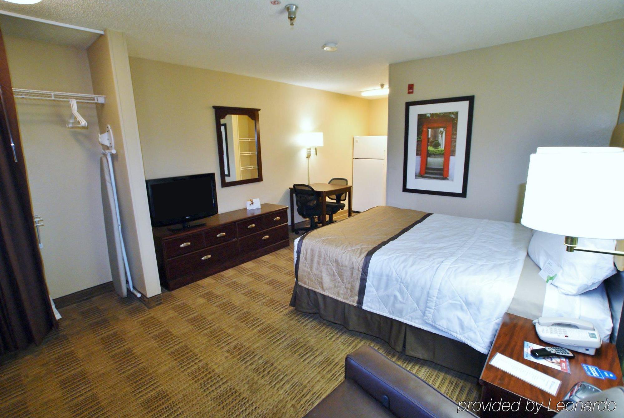 Extended Stay America Select Suites - Columbia - Ft Jackson Экстерьер фото