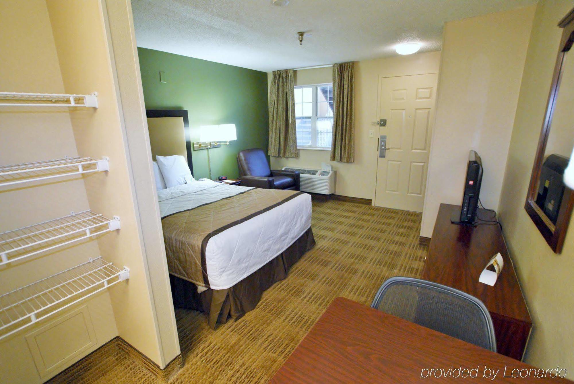 Extended Stay America Select Suites - Columbia - Ft Jackson Экстерьер фото