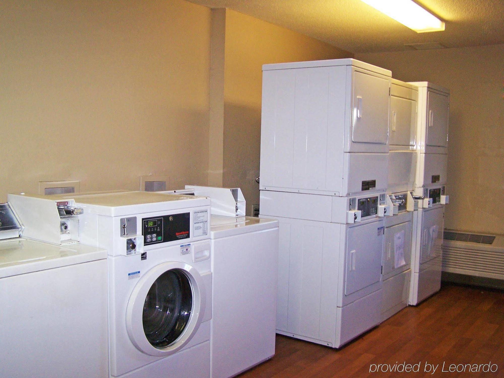 Extended Stay America Select Suites - Columbia - Ft Jackson Экстерьер фото